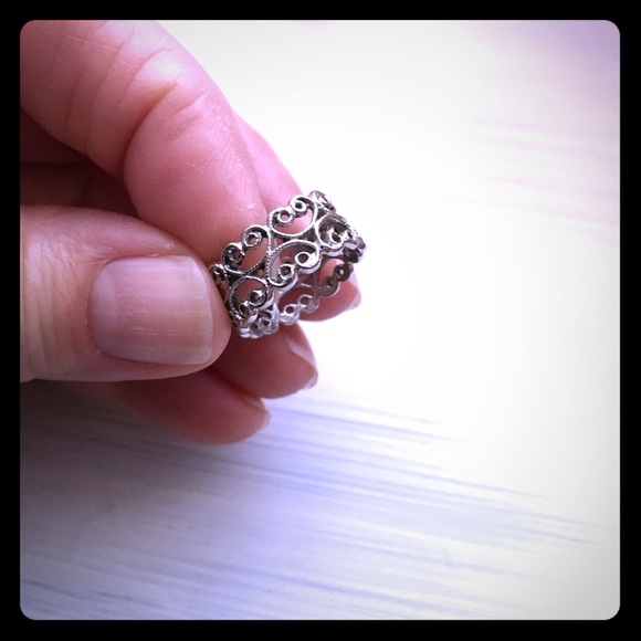 Jewelry - Filigree Silver ring